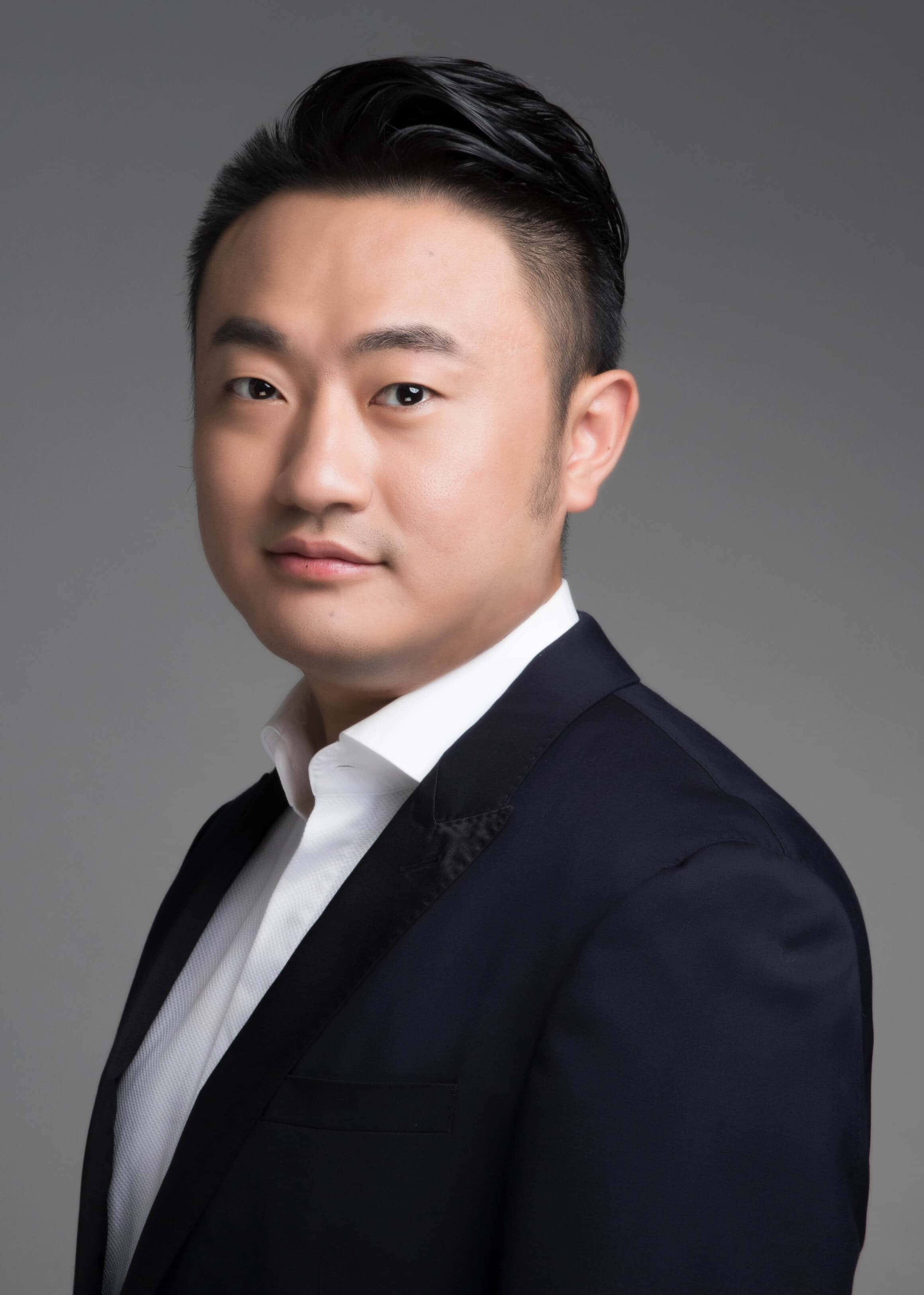 Ben Zhou_CEO Headshot